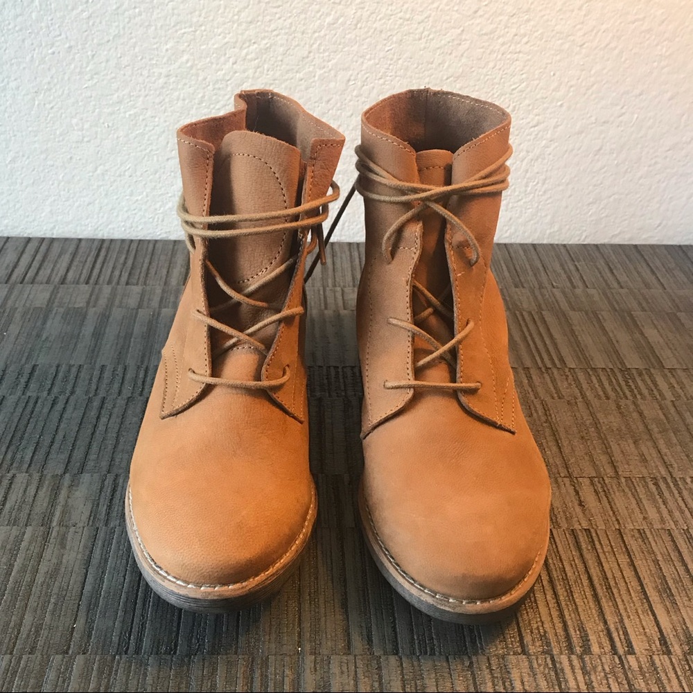 Steve Madden Lace-up Booties